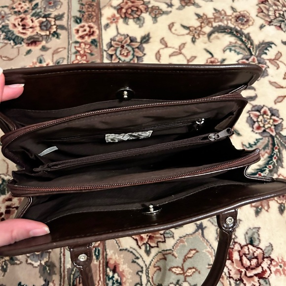 Genuine Leather Pocketbook - Picture 7 of 9